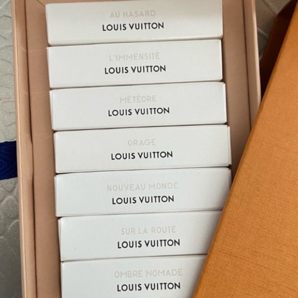 Louis Vuitton Scent samples 2ml CHOOSE 2 COMES WITH BAG
